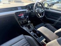 Used VW Passat 150 HP (110 kW) 2023 Estate