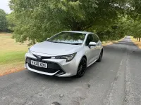 Used Toyota Corolla 122 HP (89 kW) 2020 Silver Hatchback