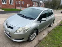 Used Toyota Auris 124 HP (91 kW) 2007 Silver Hatchback