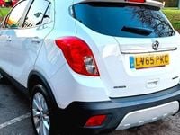 Used Vauxhall Mokka 140 HP (102 kW) 2015 White SUV