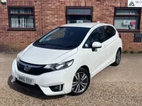 Używany Honda Jazz EX 102 KM (75 kW) 2016 Biały Hatchback