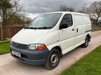 used Toyota HiAce 280 GS-Xtra Van 102Bhp