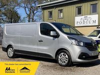 Usado Renault Trafic 2018 Prateado Monovolume