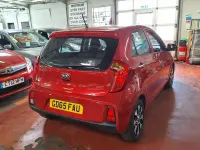 Used Kia Picanto 85 HP (62 kW) 2015 Red Hatchback
