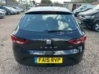 Usado Seat Leon SE 105 HP (77 kW) 2015 Preto Citadino