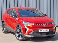 Begagnad Renault Symbioz Techno 140 HK (102 kW) 2025 Röd SUV