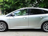 Used Ford Focus ST-Line 125 HP (91 kW) 2017 Silver Hatchback