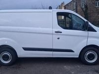 Used Ford Transit Custom 100 HP (73 kW) 2015 White Van