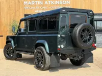 Used Land Rover Defender 122 HP (89 kW) 2010 Green Estate