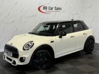 Used Mini Cooper Hatch 2019 White Hatchback
