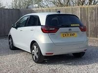 Used Honda Jazz Hybrid 109 HP (80 kW) 2021 White Hatchback