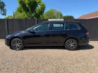 Używany VW Golf VII SE 115 KM (84 kW) 2017 Czarny Kombi