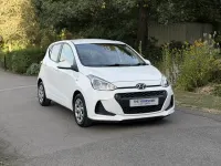 Used Hyundai i10 SE 67 HP (49 kW) 2017 White Hatchback