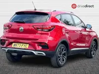 Używany MG ZS Exclusive 111 KM (81 kW) 2023 Czerwony SUV