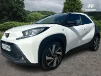 Used Toyota Aygo X 72 HP (52 kW) 2023 White SUV