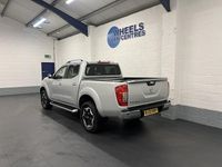 Used Nissan Navara Tekna 190 HP (139 kW) 2021 Silver Pickup