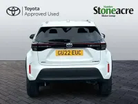 Used Toyota Yaris Design 116 HP (85 kW) 2022 White Hatchback