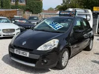 Used Renault Clio 75 HP (55 kW) 2011 Black Hatchback