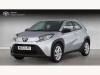 Used Toyota Aygo X PURE 72 HP (52 kW) 2023 Silver SUV