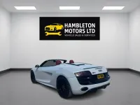 Begagnad Audi R8 Coupé Advanced 2011 Vit Sportkupé