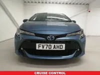 Used Toyota Corolla Design 122 HP (89 kW) 2020 Blue Hatchback