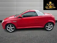 Used Vauxhall Tigra 90 HP (66 kW) 2007 Red Cabriolet