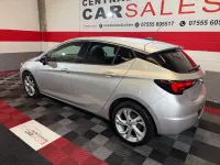 Used Vauxhall Astra SRi 150 HP (110 kW) 2018 Silver Hatchback