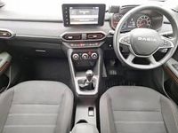 Begagnad Dacia Sandero Journey 91 HK (66 kW) 2023 Grå Halvkombi