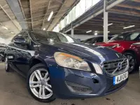 Usado Volvo V60 SE 180 CV (132 kW) 2011 Azul Familiar