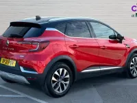 Used Renault Captur Version S 160 HP (117 kW) 2021 Red and black SUV