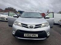 Usado Toyota RAV4 150 HP (110 kW) 2013 Prateado SUV