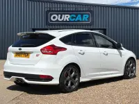 Used Ford Focus ST 185 HP (136 kW) 2018 White Hatchback
