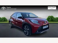 Used Toyota Aygo X 72 HP (52 kW) 2023 Red SUV