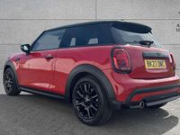 Used Mini Cooper Classic 134 HP (98 kW) 2023 Red Hatchback