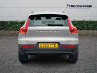 Second-hand Volvo XC40 Plus 163 CP (119 kW) 2023 Argintiu SUV