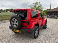 Used Jeep Wrangler Overland 200 HP (147 kW) 2017 Red SUV