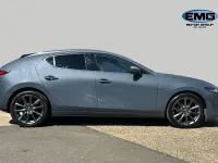 Usado Mazda 3 Inclusive 122 HP (89 kW) 2019 Cinzento Citadino