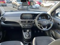 Used Hyundai i10 SE 65 HP (47 kW) 2022 Silver Hatchback