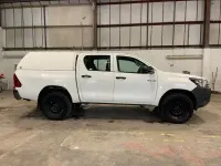 Usado Toyota HiLux Active 148 CV (108 kW) 2020 Blanco Pickup/Camioneta