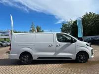 New Vauxhall Vivaro S 148 HP (108 kW) 2026 White MPV