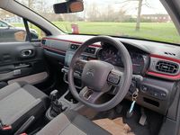 Begagnad Citroën C3 PureTech 82 HK (60 kW) 2022 Grå Halvkombi