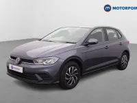 Begagnad VW Polo Life 2024 Grå Halvkombi