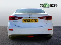 Używany Mazda 3 Inclusive 150 KM (110 kW) 2016 Biały Sedan/Limuzyna