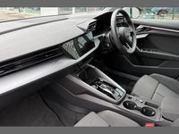 Begagnad Audi A3 e-tron Sport 200 HK (147 kW) 2025 Grå Halvkombi