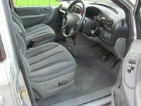 Used Chrysler Voyager 148 HP (108 kW) 2005 MPV