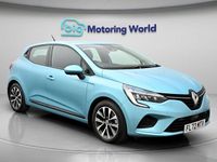 Używany Renault Clio V Iconic 140 KM (102 kW) 2022 Niebieski Hatchback
