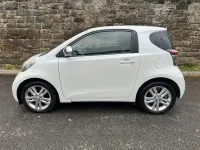 Used Toyota iQ 98 HP (72 kW) 2011 White Hatchback