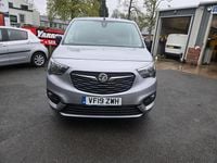 Second-hand Vauxhall Combo Sportive 100 CP (73 kW) 2019 Gri Monovolum
