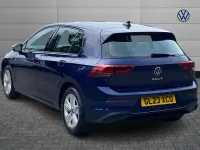 Used VW Golf VIII Life 150 HP (110 kW) 2023 Blue Hatchback
