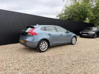 Used Volvo V40 SE Lux 150 HP (110 kW) 2012 Blue Hatchback